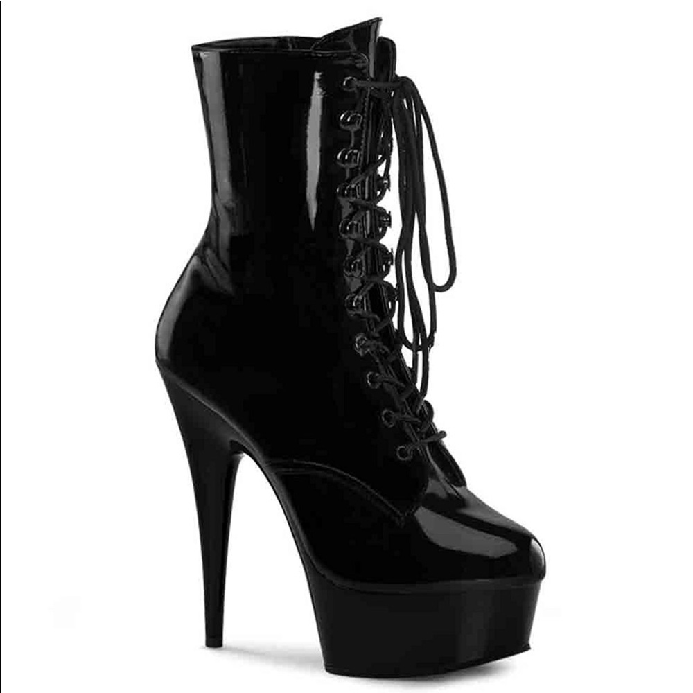 Pleasure boots